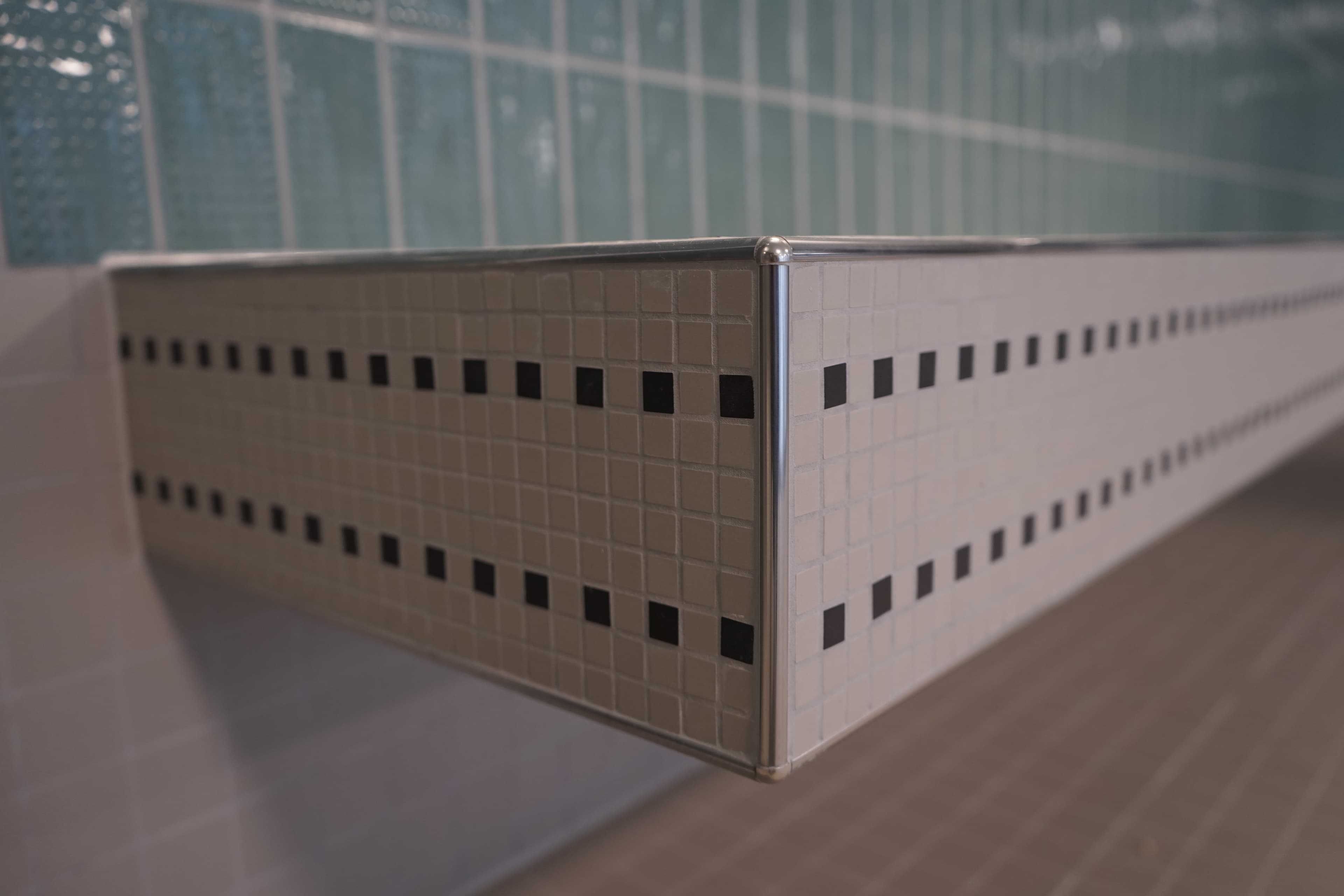 Innenausbau-Detail mit von Mion verlegtem Belag
